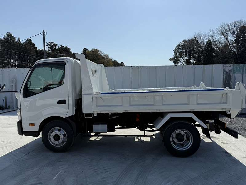 デュトロ新明和ローダーダンプコボレーン積載3.65tワイド幅|中古トラックの販売・買取・査定のアイナビ