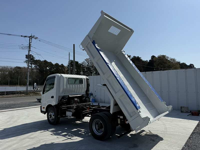デュトロ新明和ローダーダンプコボレーン積載3.65tワイド幅|中古トラックの販売・買取・査定のアイナビ