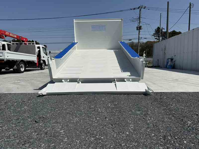 デュトロ新明和ローダーダンプコボレーン積載3.65tワイド幅|中古トラックの販売・買取・査定のアイナビ