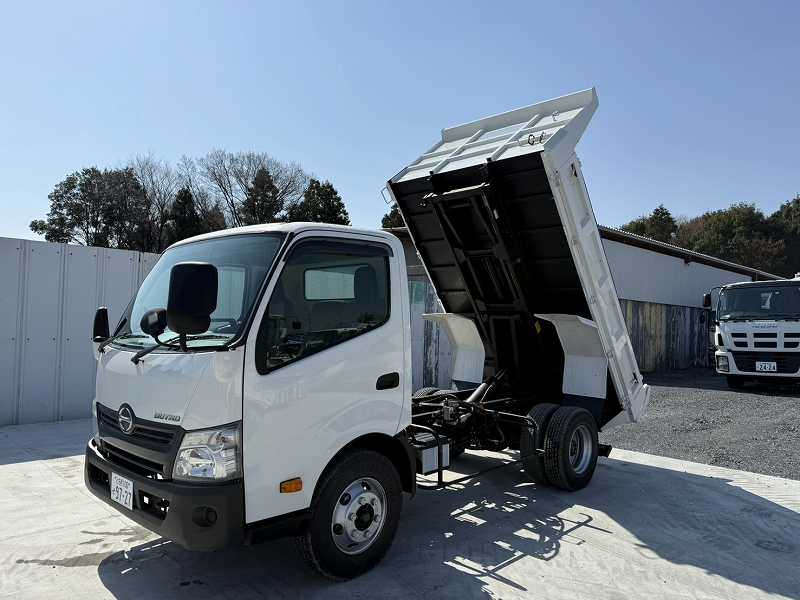 デュトロ新明和ローダーダンプコボレーン積載3.65tワイド幅|中古トラックの販売・買取・査定のアイナビ