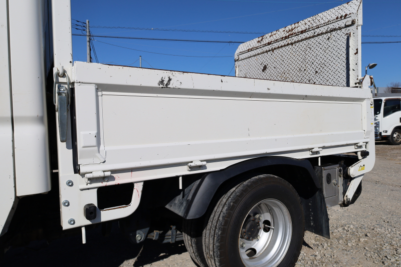 デュトロ|中古トラックの販売・買取・査定のアイナビ