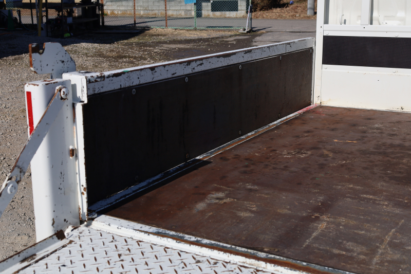 デュトロ|中古トラックの販売・買取・査定のアイナビ