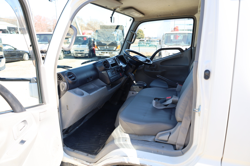 デュトロ|中古トラックの販売・買取・査定のアイナビ