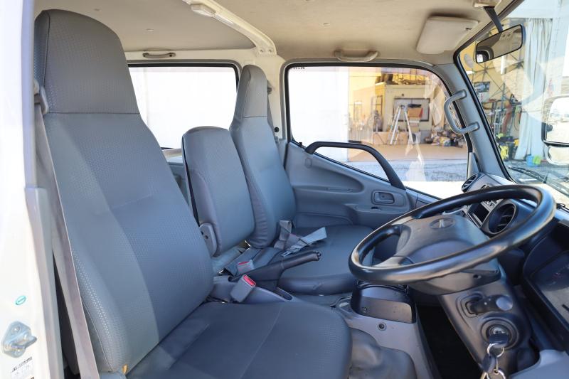 デュトロ|中古トラックの販売・買取・査定のアイナビ