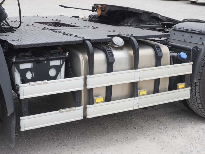 日野 トラクタ プロフィア|中古トラックの販売・買取・査定のアイナビ