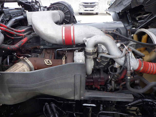 日産UDQKG-GK5XABSヘッド第五輪荷重9.6tハイルーフ|中古トラックの販売・買取・査定のアイナビ