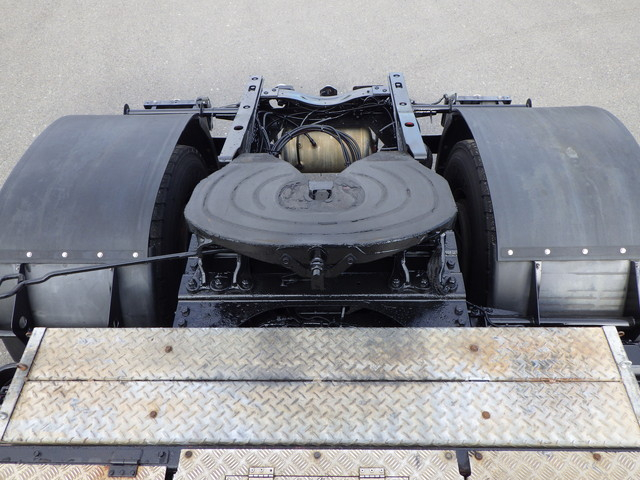 日産UDQKG-GK5XABSヘッド第五輪荷重9.6tハイルーフ|中古トラックの販売・買取・査定のアイナビ