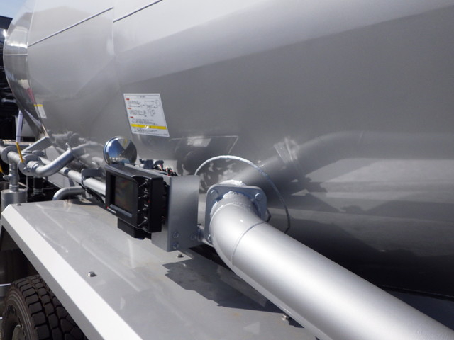 三菱2PG-FU84GZジェットパック10t超1層式粉粒体運搬車|中古トラックの販売・買取・査定のアイナビ