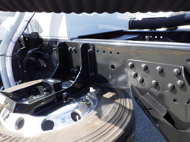 三菱2PG-FU84GZジェットパック10t超1層式粉粒体運搬車|中古トラックの販売・買取・査定のアイナビ