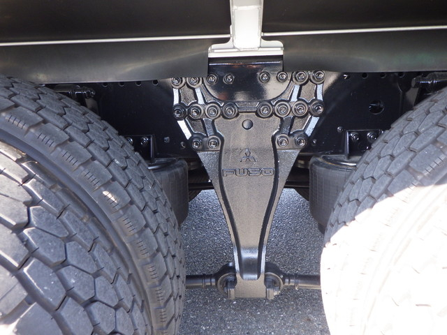 三菱2PG-FU84GZジェットパック10t超1層式粉粒体運搬車|中古トラックの販売・買取・査定のアイナビ