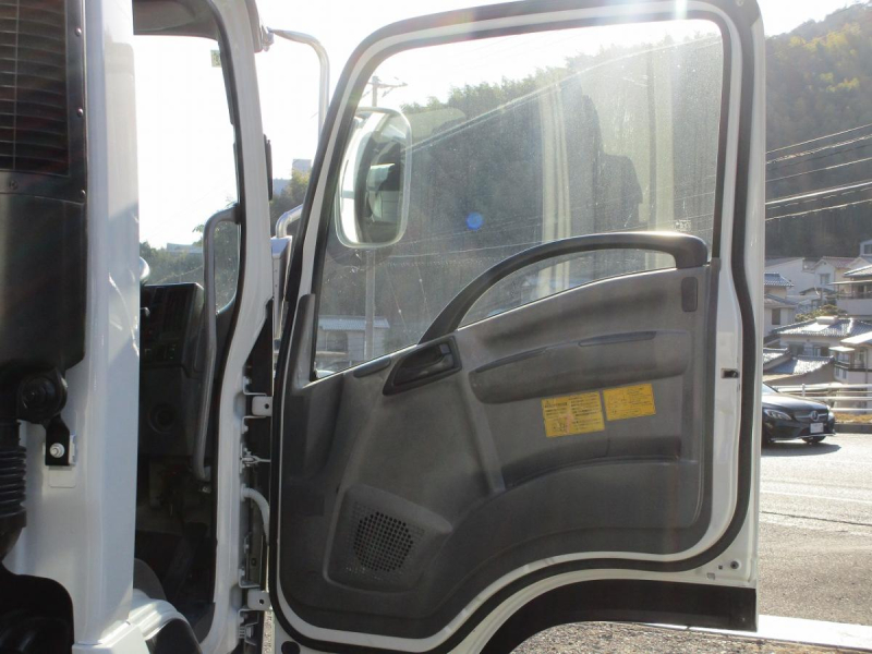 深ダンプ リア片開き 車検R8年12月|中古トラックの販売・買取・査定のアイナビ