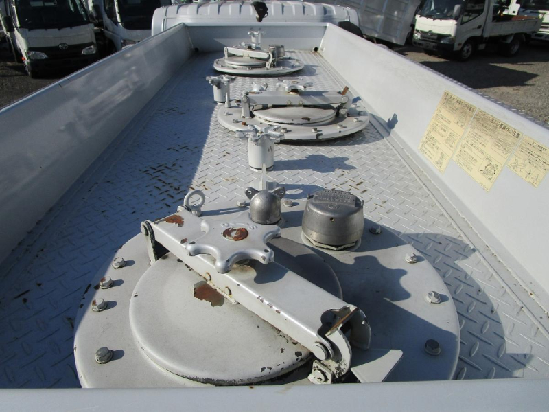 4.5KL 3室 消防書類有り|中古トラックの販売・買取・査定のアイナビ