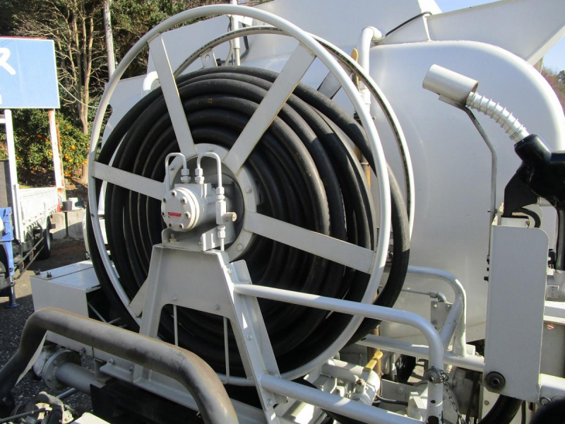 4.5KL 3室 消防書類有り|中古トラックの販売・買取・査定のアイナビ