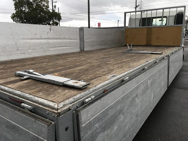 日野 平ボディ|中古トラックの販売・買取・査定のアイナビ