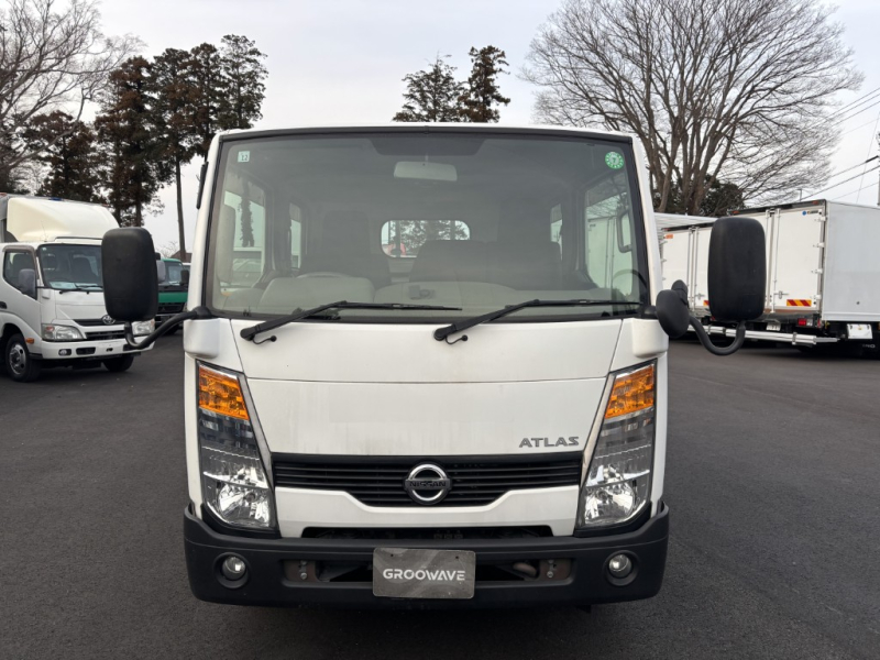 Wキャブ 10尺 リアWタイヤ ガソリン車|中古トラックの販売・買取・査定のアイナビ