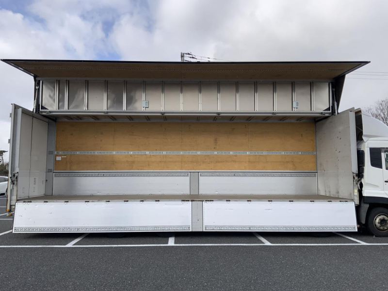 車検付⭐️R1クオン 4軸低床ウイング 積載13.9tワンオーナー|中古トラックの販売・買取・査定のアイナビ