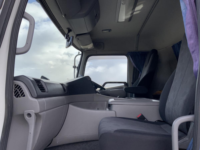 車検付⭐️R1クオン 4軸低床ウイング 積載13.9tワンオーナー|中古トラックの販売・買取・査定のアイナビ