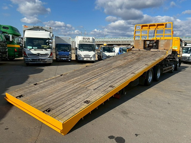 セーフティローダー8×44軸低床2デフリーフサスペンション|中古トラックの販売・買取・査定のアイナビ