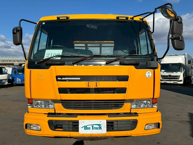 セーフティローダー8×44軸低床2デフリーフサスペンション|中古トラックの販売・買取・査定のアイナビ