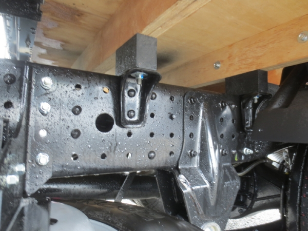 三菱キャンター全低床Wキャブ|中古トラックの販売・買取・査定のアイナビ