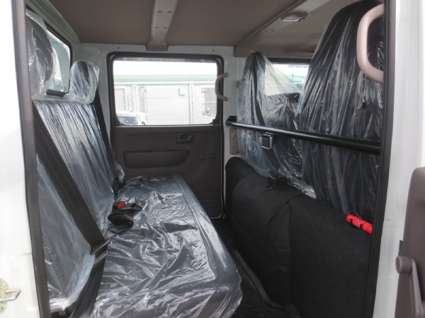 三菱キャンター全低床Wキャブ|中古トラックの販売・買取・査定のアイナビ