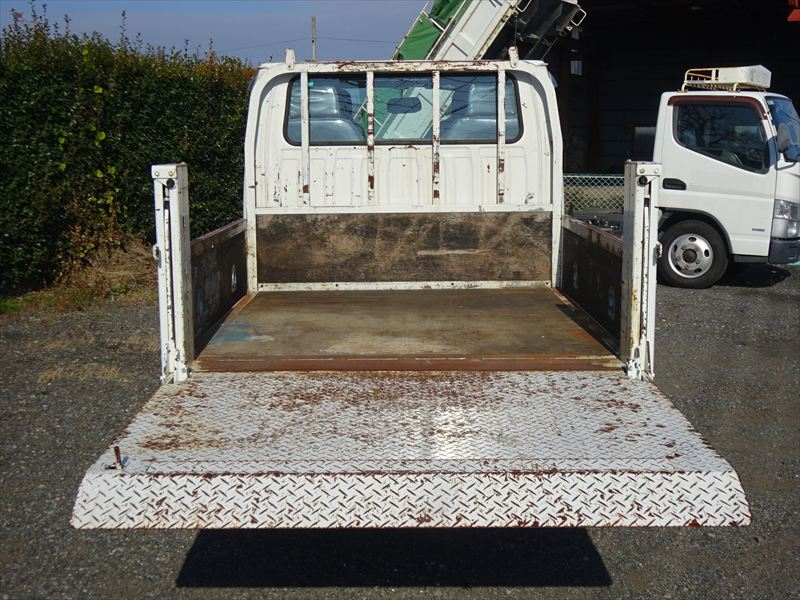 Wキャブ 垂直ゲート|中古トラックの販売・買取・査定のアイナビ