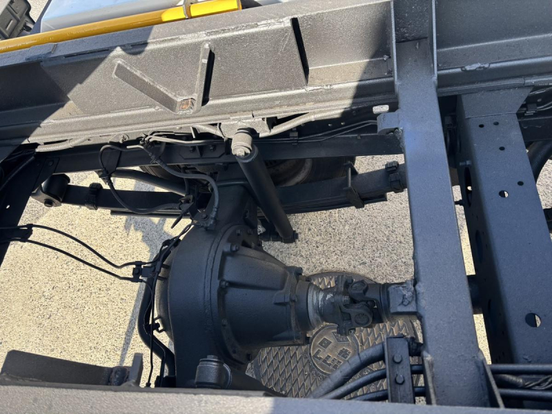 デュトロ 新明和製アームロール 4WD 積載3000kg|中古トラックの販売・買取・査定のアイナビ