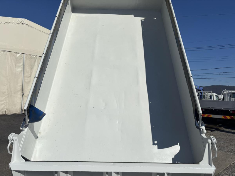 フォワード 4tダンプ 新明和製 電動コボレーン付き|中古トラックの販売・買取・査定のアイナビ