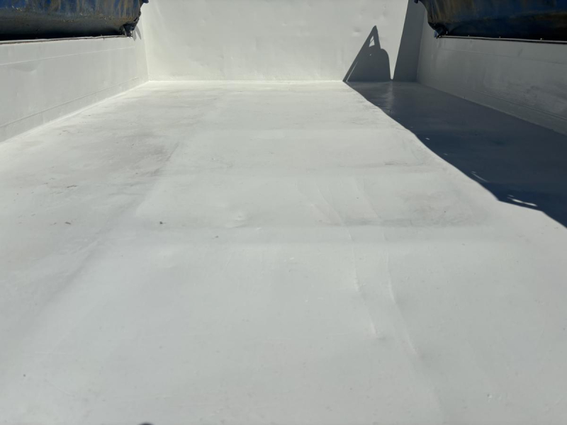 フォワード 4tダンプ 新明和製 電動コボレーン付き|中古トラックの販売・買取・査定のアイナビ