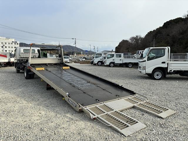 三菱ふそう 特殊車両 キャンター|中古トラックの販売・買取・査定のアイナビ