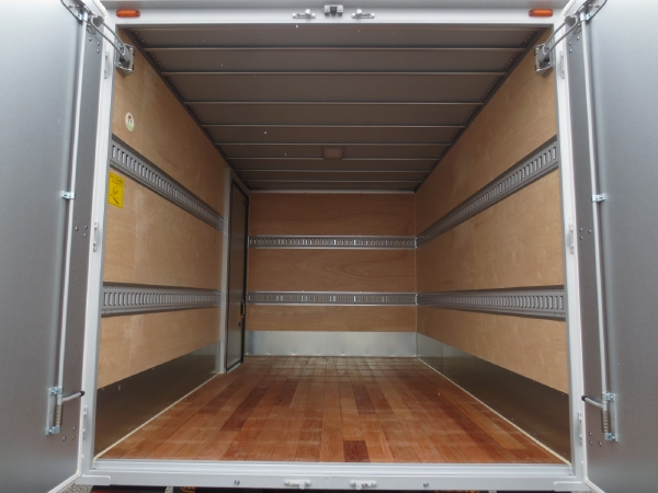 トヨタダイナセミロングドライバン|中古トラックの販売・買取・査定のアイナビ