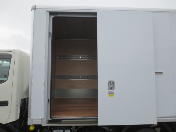 トヨタダイナセミロングドライバン|中古トラックの販売・買取・査定のアイナビ