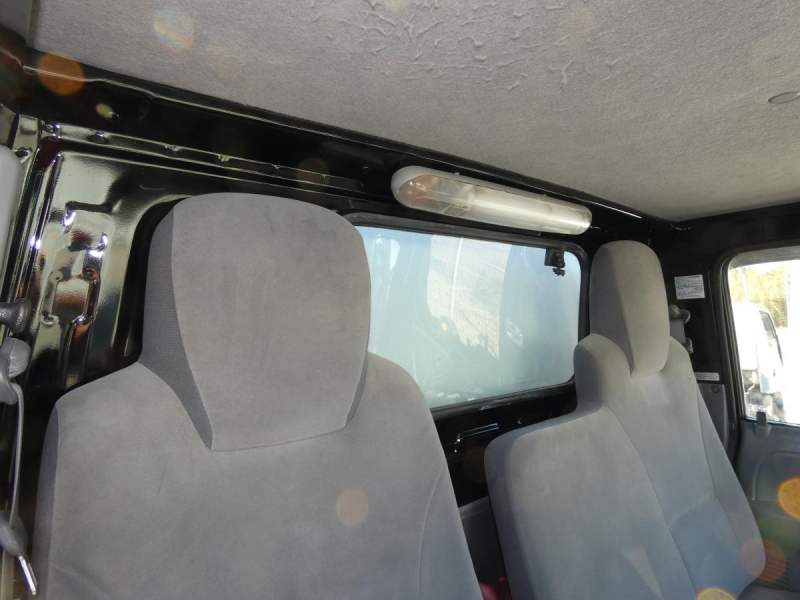 1.5tパネルバン マニュアル 4WD 260120|中古トラックの販売・買取・査定のアイナビ