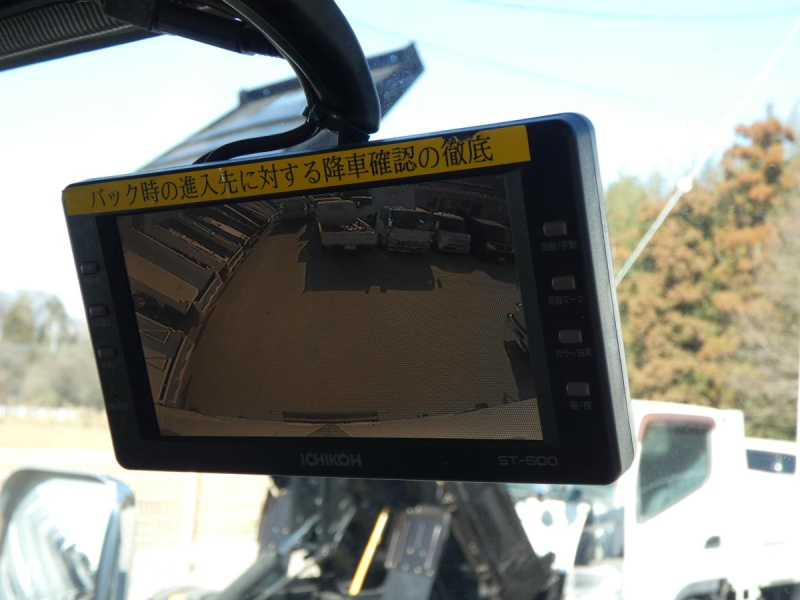 1.5tパネルバン マニュアル 4WD 260120|中古トラックの販売・買取・査定のアイナビ