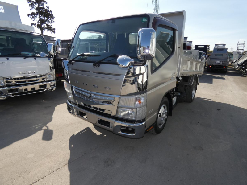 H26 3トン　5速マニュアル　ダンプ|中古トラックの販売・買取・査定のアイナビ