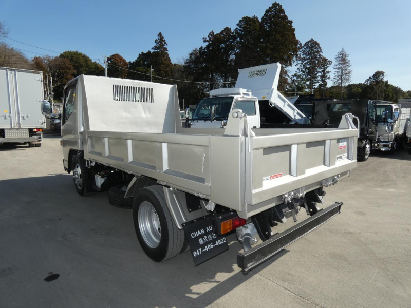 H26 3トン　5速マニュアル　ダンプ|中古トラックの販売・買取・査定のアイナビ