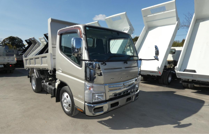 H26 3トン　5速マニュアル　ダンプ|中古トラックの販売・買取・査定のアイナビ
