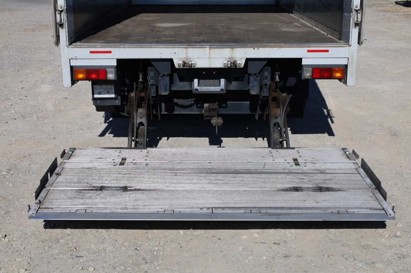 キャンター|中古トラックの販売・買取・査定のアイナビ