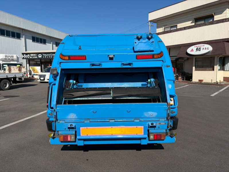 日野デュトロ塵芥車(パッカー車)|中古トラックの販売・買取・査定のアイナビ