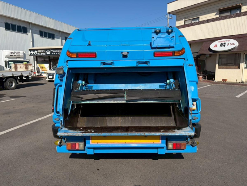 日野デュトロ塵芥車(パッカー車)|中古トラックの販売・買取・査定のアイナビ
