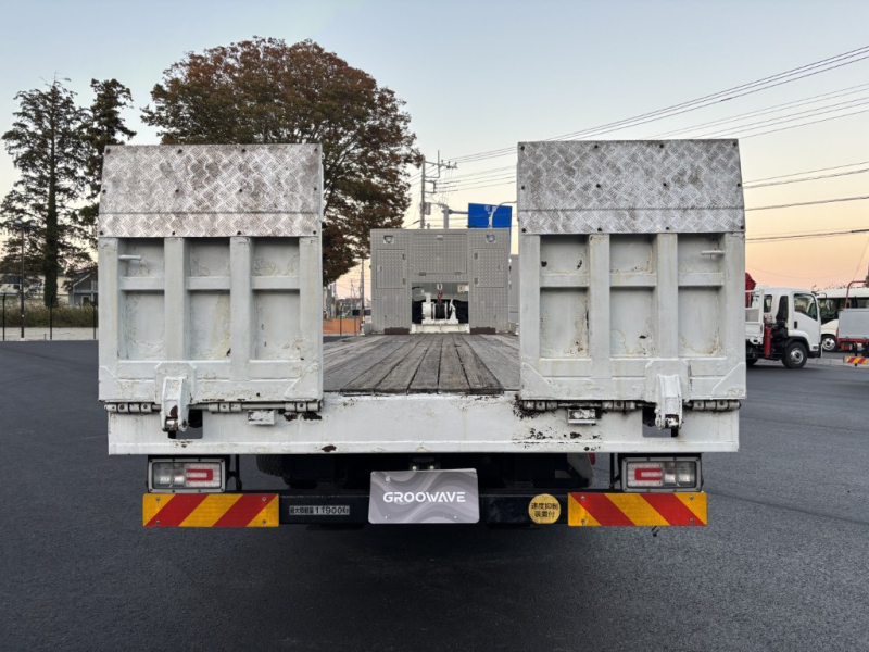 セーフティーローダー4軸低床エアサスウインチラジコン|中古トラックの販売・買取・査定のアイナビ