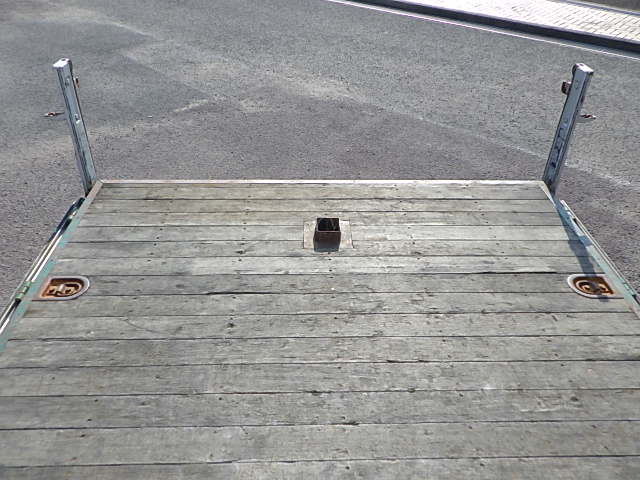 日野平成28年式☆アルミ平ボディ☆令和8年11月28日車検付き|中古トラックの販売・買取・査定のアイナビ