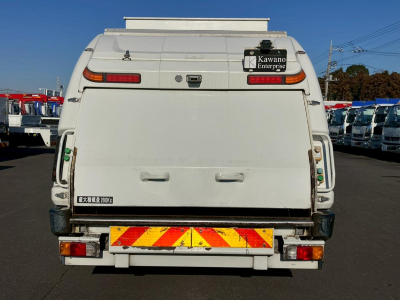 ☆H27 ワイド/7.4立米 プレス式 連続動作 自動テールゲート|中古トラックの販売・買取・査定のアイナビ