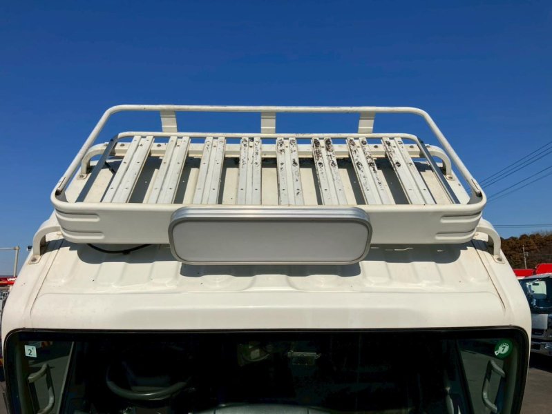 ☆H27 ワイド/7.4立米 プレス式 連続動作 自動テールゲート|中古トラックの販売・買取・査定のアイナビ