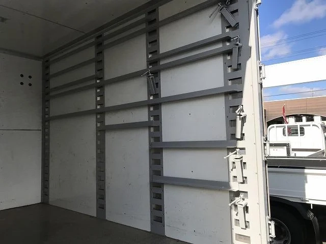 いすゞ バン車|中古トラックの販売・買取・査定のアイナビ