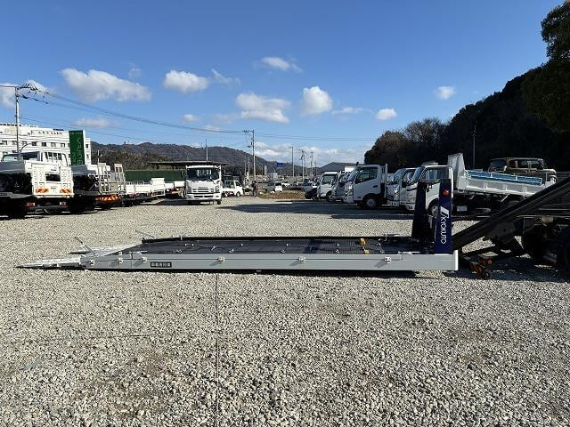 三菱ふそう 特殊車両 キャンター|中古トラックの販売・買取・査定のアイナビ