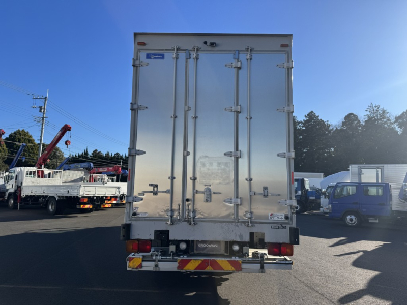 ベッド付 エアサス トレクス パワーゲート付き|中古トラックの販売・買取・査定のアイナビ