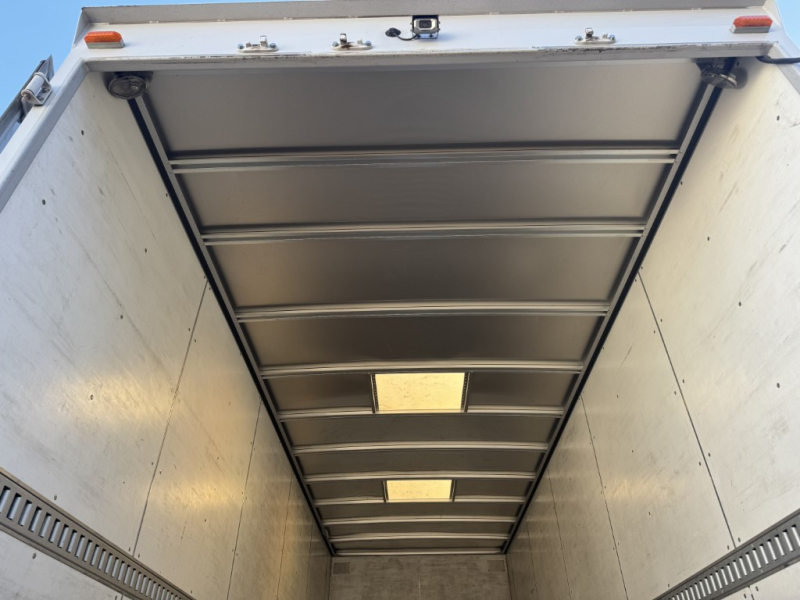 ベッド付 エアサス トレクス パワーゲート付き|中古トラックの販売・買取・査定のアイナビ