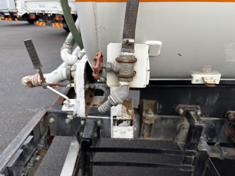 ワイドモリタエコノスVBR436T容積3600L脱臭器|中古トラックの販売・買取・査定のアイナビ