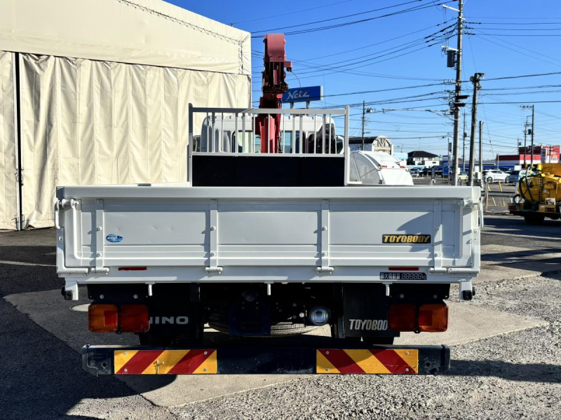 レンジャー 4段クレーンラジコン付き AT車|中古トラックの販売・買取・査定のアイナビ